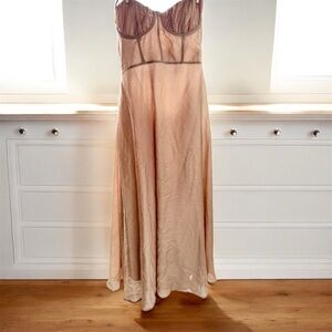 Chic Strapless Tan Dress